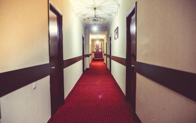 Margo Palace Hostel