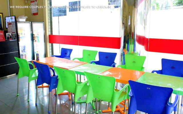ZEN Rooms Wahid Hasyim Syariah
