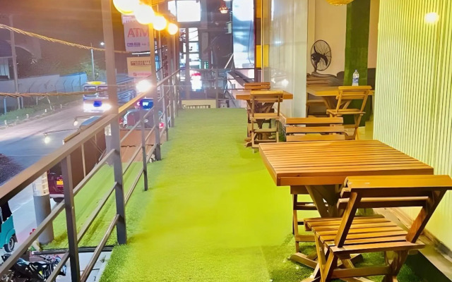 Airport City Hotel Katunayaka