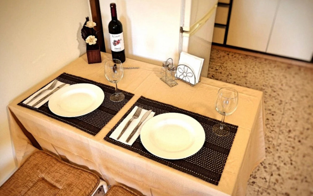 Napa Central Apartment