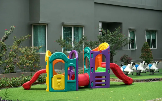 Spacious And Good 3Br At Thamrin Residence Apartment