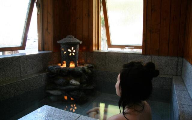 Big Bear Chalets & Apartments