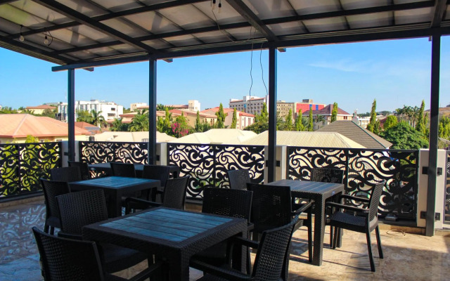 Fahrenheit Apartments