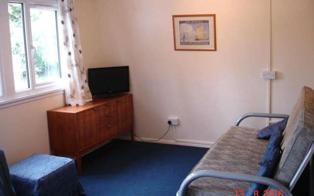 Broxbourne Riverside Chalets