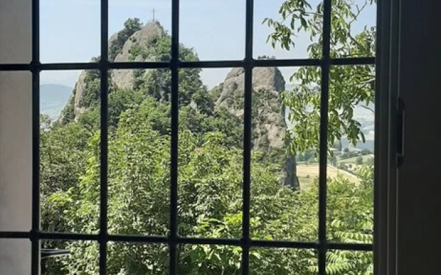 Il Castellaro ai Sassi