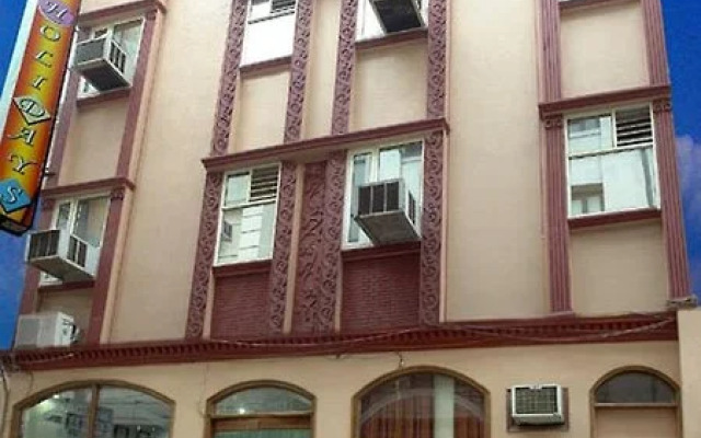 Oyo 44081 Hotel Royal Holidays