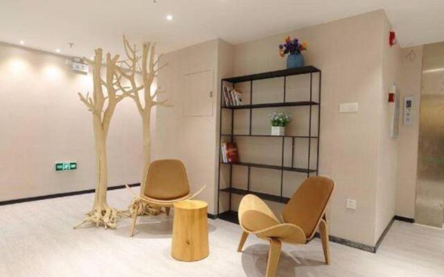 Orchid Hotel