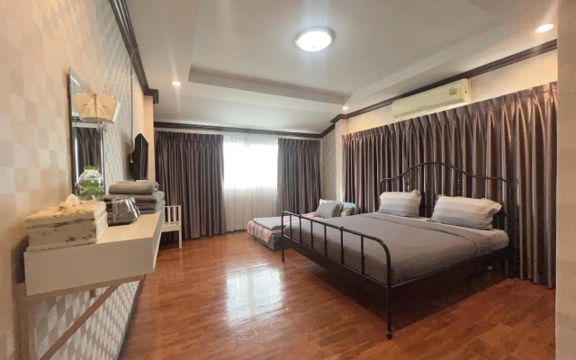 24 Hostel Donmuang