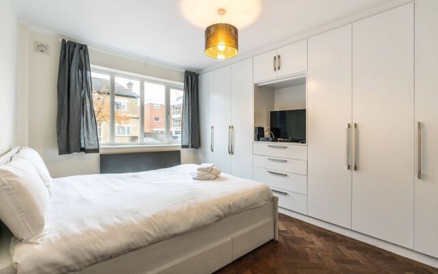 NEW 2BD East London Flat With Garden - Woodford