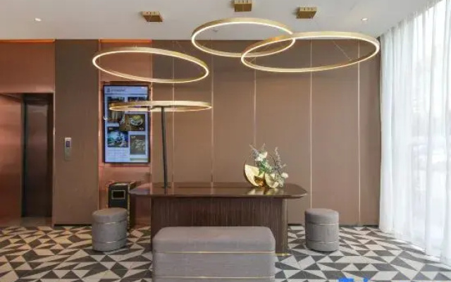 Homeinn Plus Hotel (Wuhan Hankou Railway Station)