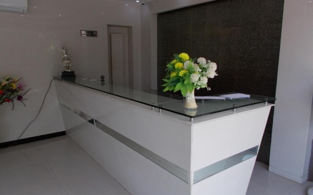 Lotus Bay View Hotel