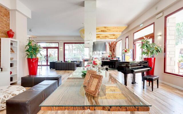 Hotel Gatto Bianco Corona