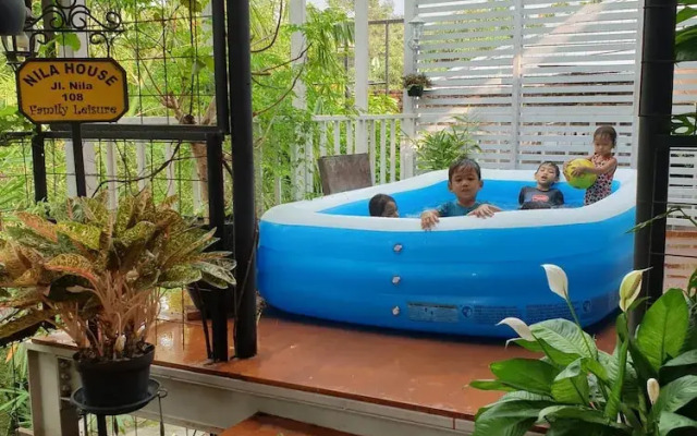 NILA HOUSE, Sharia Family Home Stay