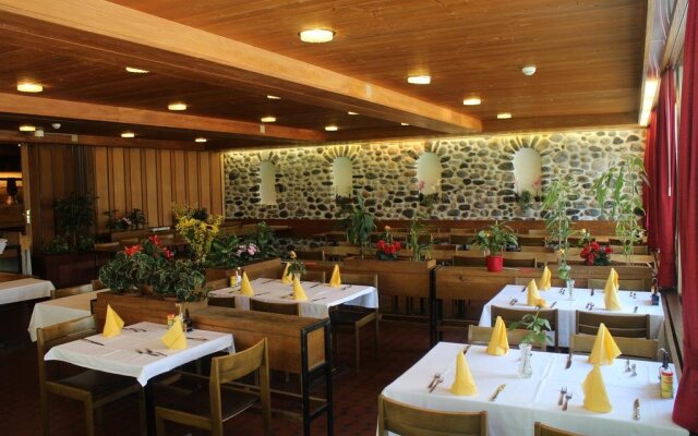 Hotel-Restaurant Stechelberg Bed & Breakfast