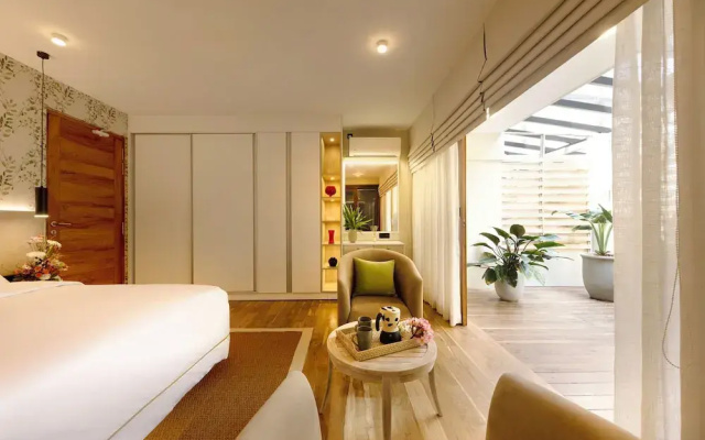 Colombo Villa Collection