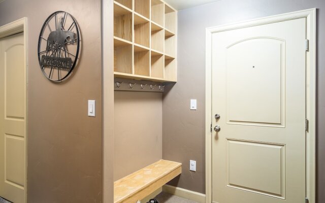 First Tracks 4204 2 Bedroom Condo