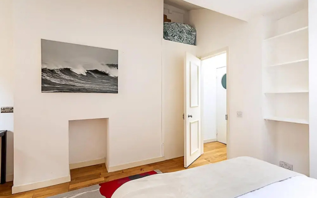 Farringdon Leo Loft