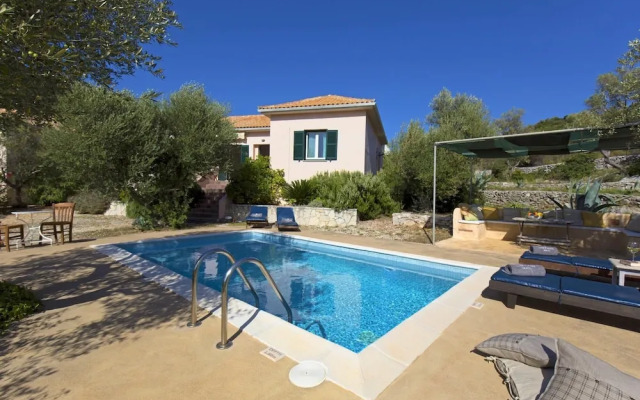 Loutsa Villa in Ithaki