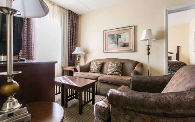 Staybridge Suites Chattanooga at Hamilton Place by IHG
