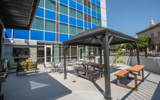 Staybridge Suites Denver Downtown by IHG