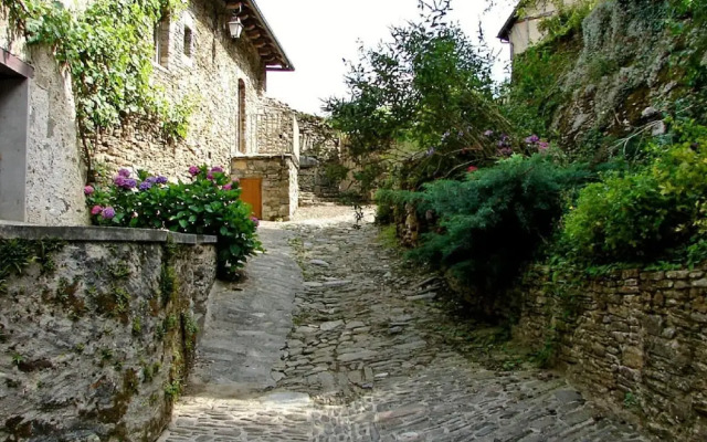 Superb Villa With Private Pool in Les Vans