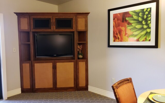 Suites at the Tahiti Village