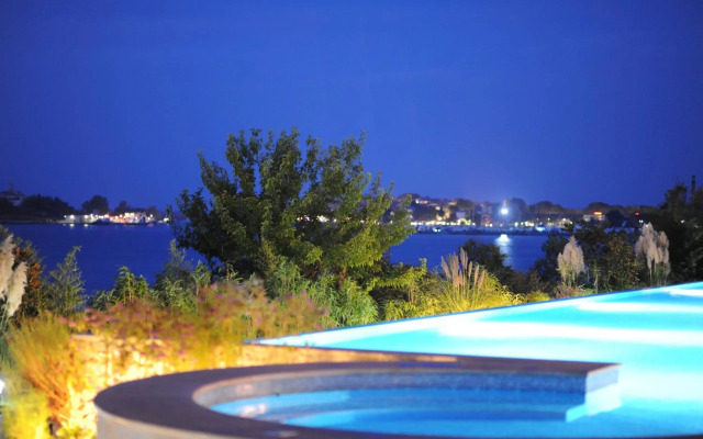 Santa Marina Holiday Village