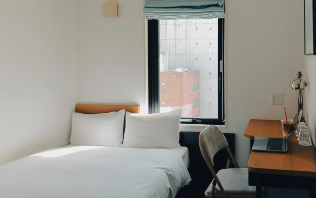 8Hotel