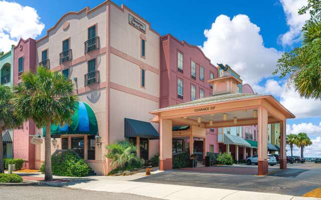 Hampton Inn and Suites Amelia Island Historic Harbor Front