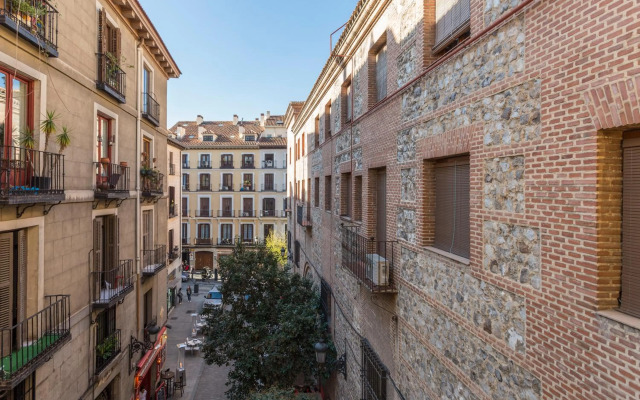 Puerta del Sol Center