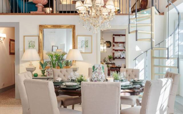 Casa Poggi in Lucca With 5 Bedrooms and 3 Bathrooms