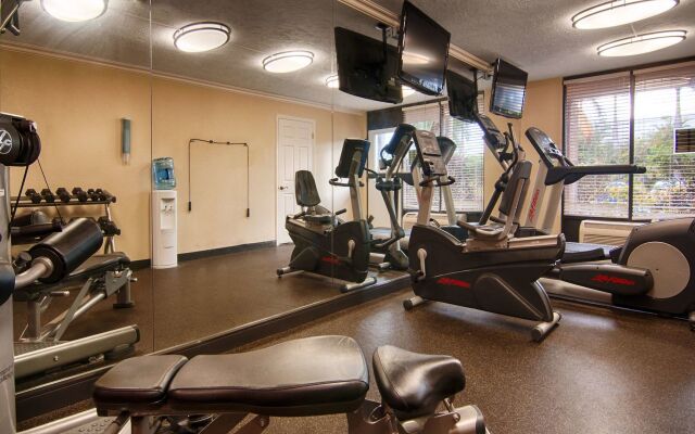 Spark by Hilton Sarasota Siesta Key Gateway