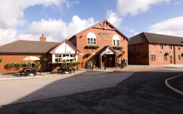 Premier Inn Blackpool - Beach