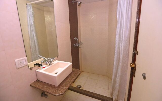 Hotel Shantiidoot