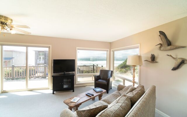 Neptune Beach - 3 Br Home