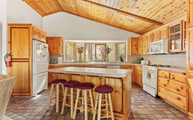 Hunter's Retreat in Upper Moonridge!