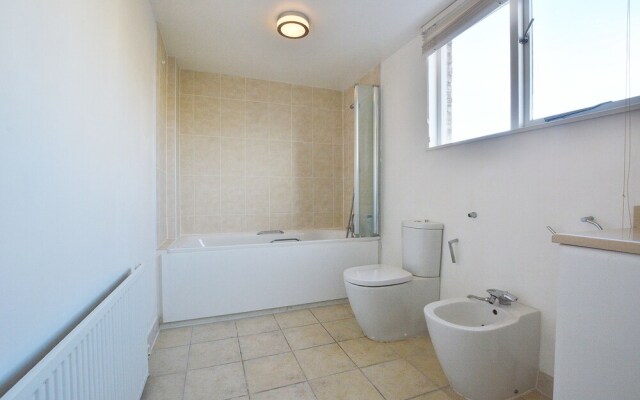 15 Beaufort Gardens Apartments