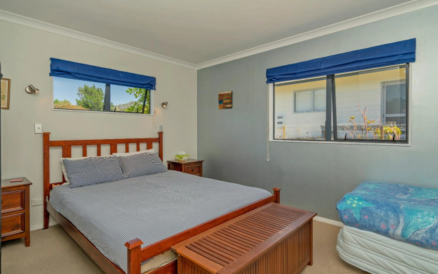 Sundaze - Hahei Holiday Home – Guest Rooms – Hahei