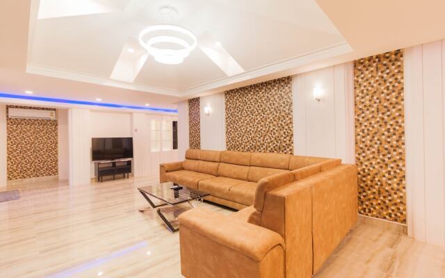 Top Pool Villa B5