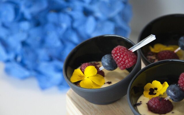 Renaissance Warsaw Airport Hotel, an Marriott International