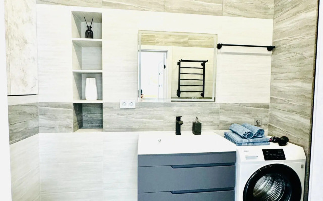 Апартаменты Apart Vl (Апарт ВЛ) на улице Прапорщика Комарова 34