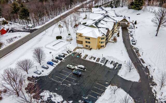 Mountain Edge Suites at Sunapee, Ascend Hotel Collection