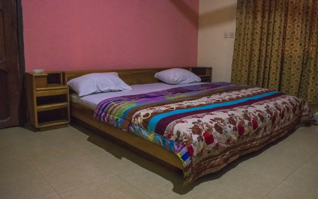Moye Hotel Sagamu