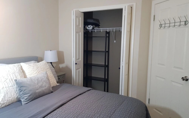 Tuscan Ridge Guesthouse Calgary West