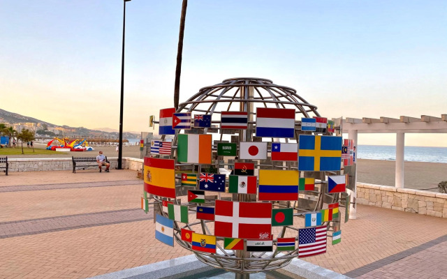 Stylish Fuengirola Studio with Panoramic Sea View