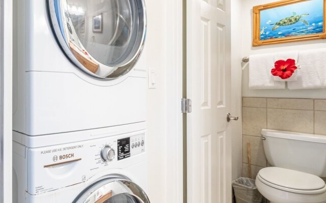 Royal Kahana Oceanview 2bd/2ba 2 Bedroom Condo by Redawning