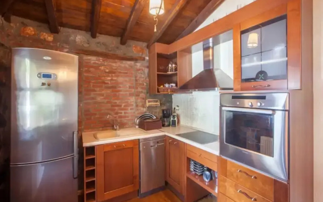 Traditional Holiday Home in Pella with Garden