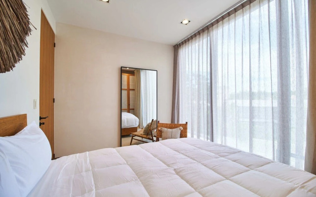 Pure Condos 304 By Lockey