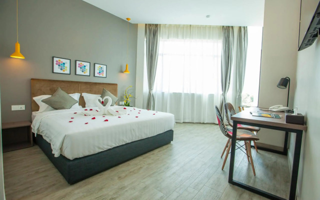 Bzz Hotel