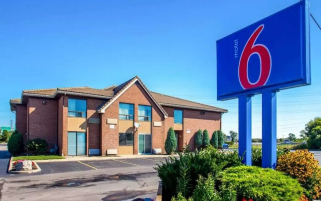Motel 6 Amherst, NY - Buffalo